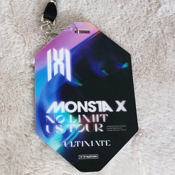 Monsta X KIHYUN No Limit US Tour ULT VIP Signed Poster w/ Tour VIP Badge - Picture 6 of 6